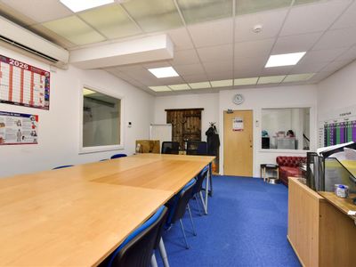 Property Image for Unit 8, Whiteleaf Rd, Hemel Hempstead, Hertfordshire HP3 9HD
