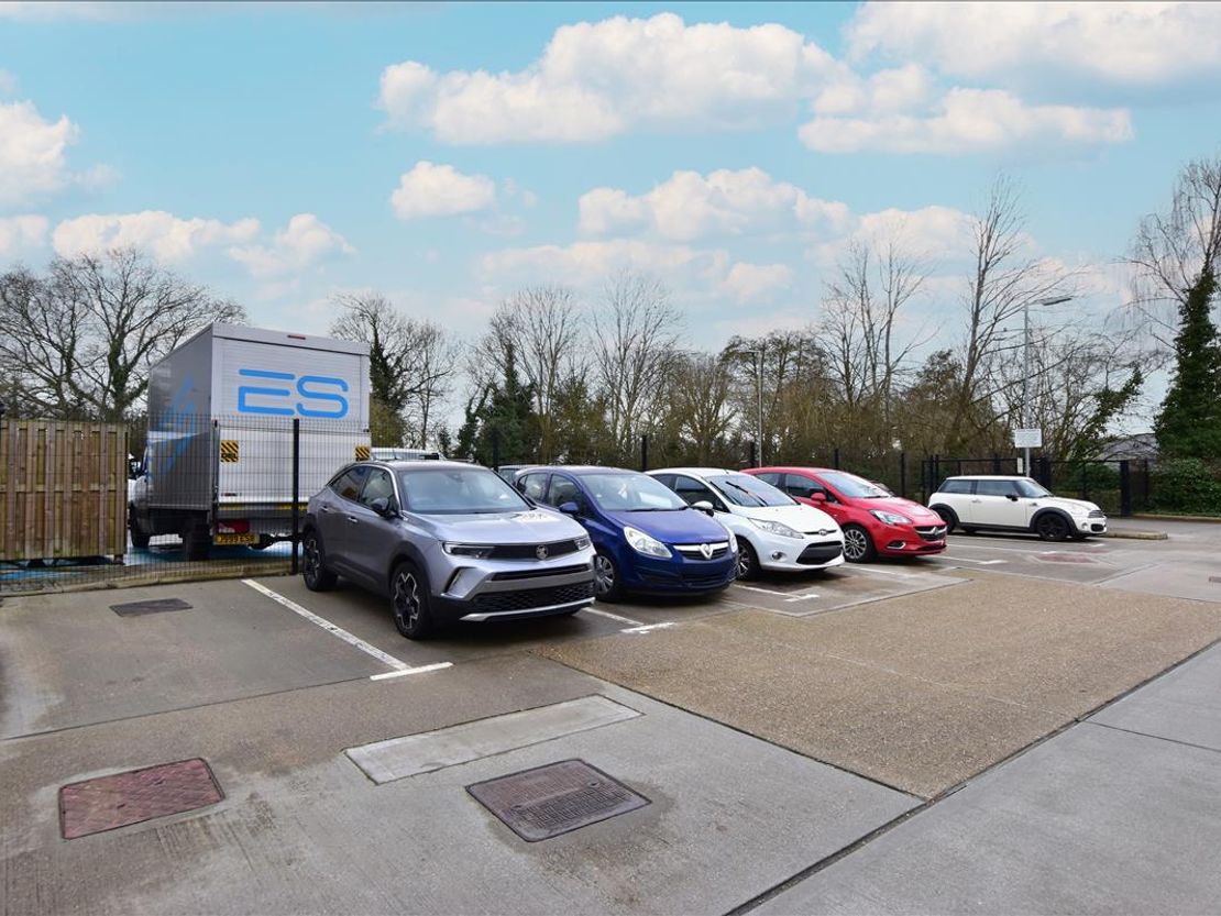 Units I & J, Caxton Court, Caxton Way, Watford, Hertfordshire WD18 8RH