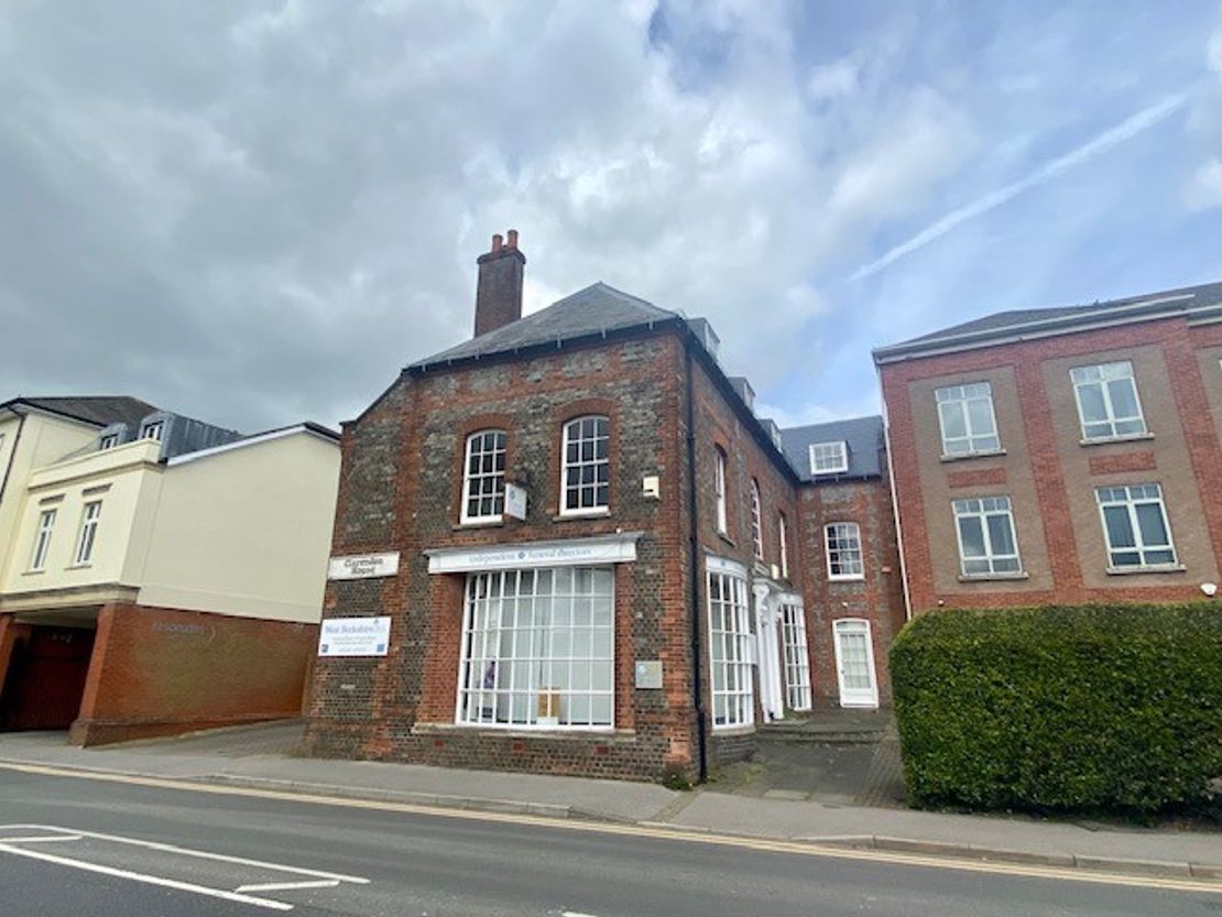 Clarendon House, 44 London Road, Newbury, West Berkshire, RG14 1LA