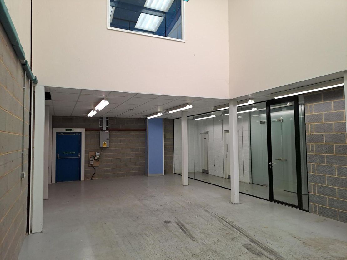 Unit 5, The Polaris Centre, 41 Brownfields, Welwyn Garden City, Hertfordshire, AL7 1AN