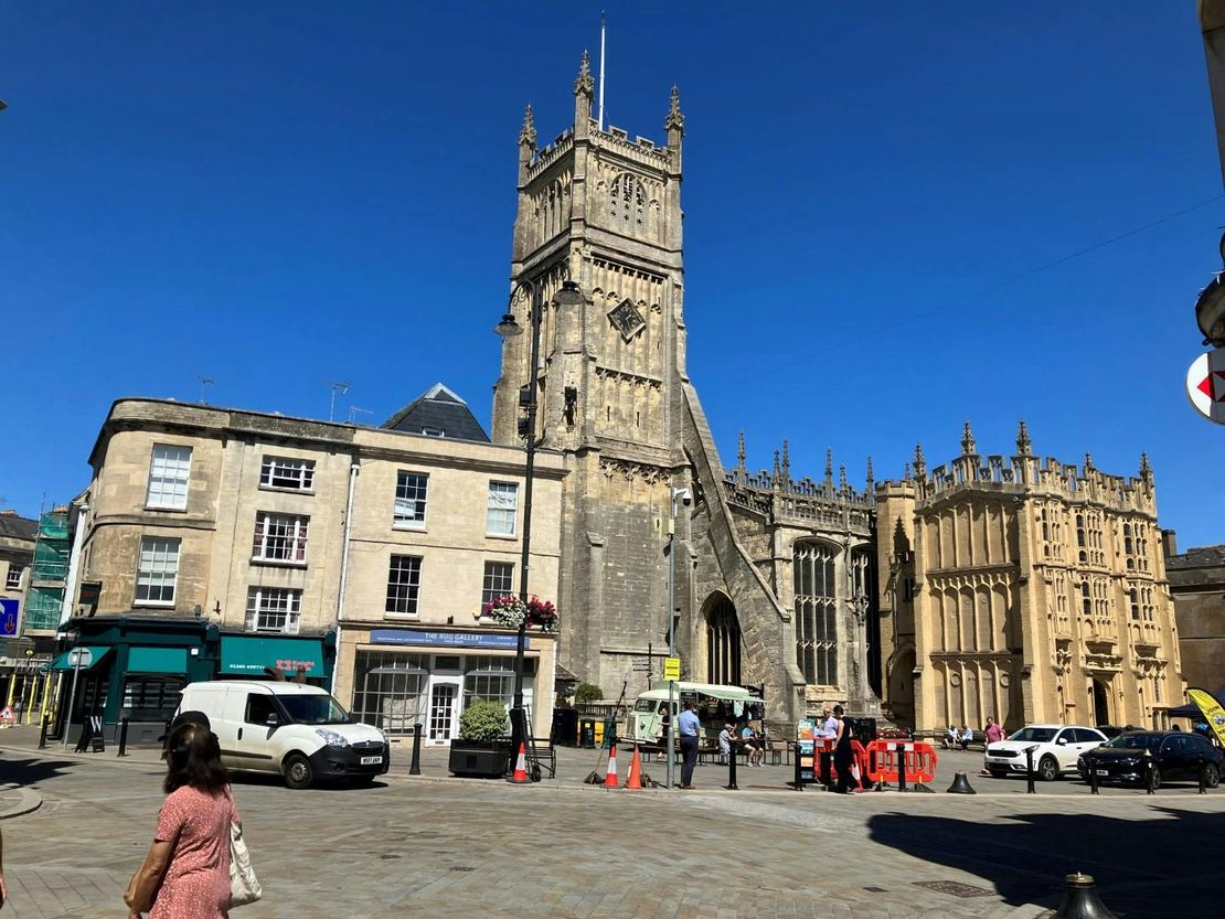 Farrell Close, Cirencester, GL7 1HW