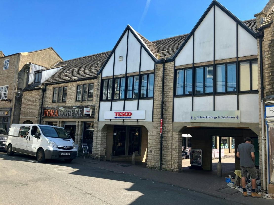 Farrell Close, Cirencester, GL7 1HW