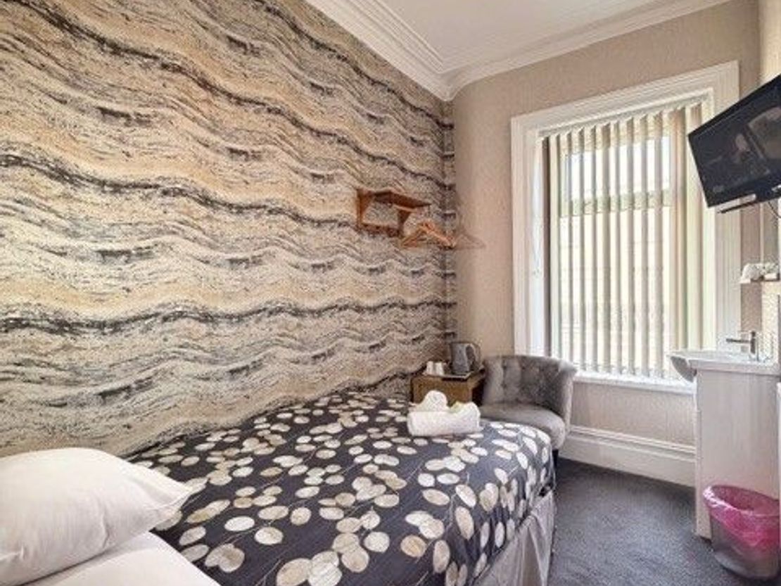 Wellington Road, Blackpool, FY1