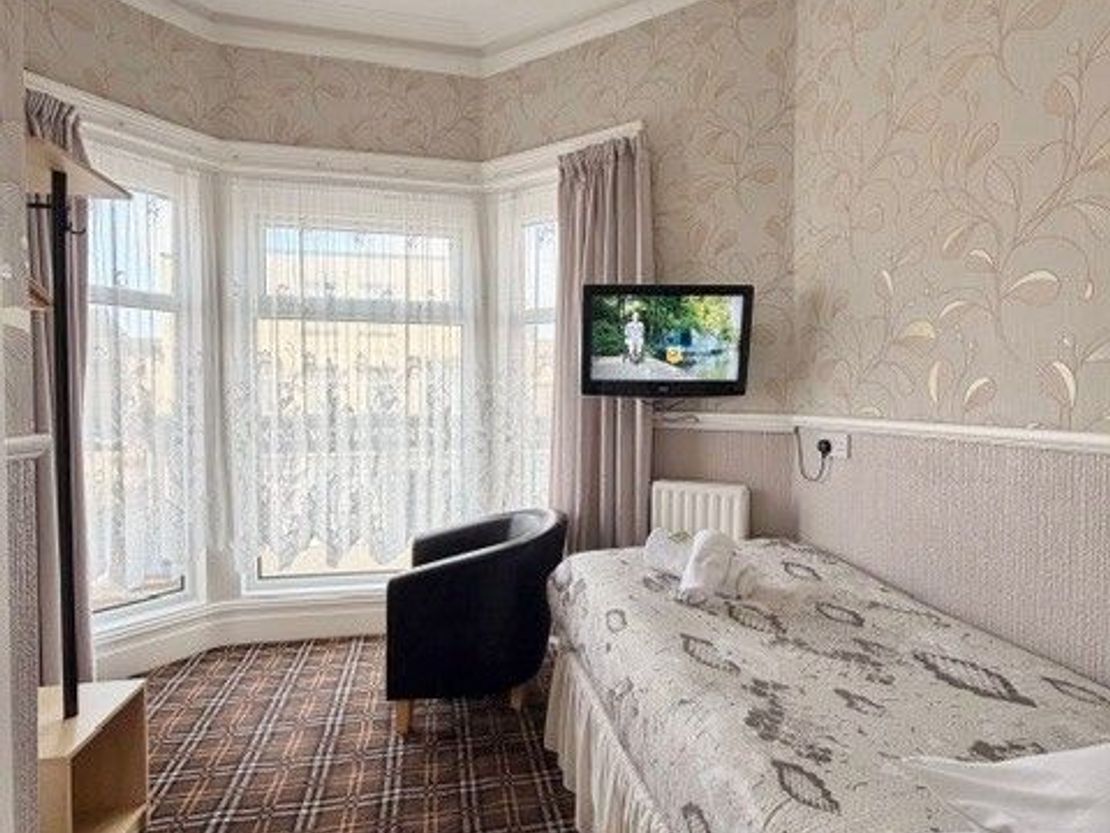 Wellington Road, Blackpool, FY1