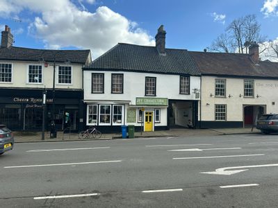 Property Image for 24B Angel Hill, Bury St. Edmunds, IP33 1UZ
