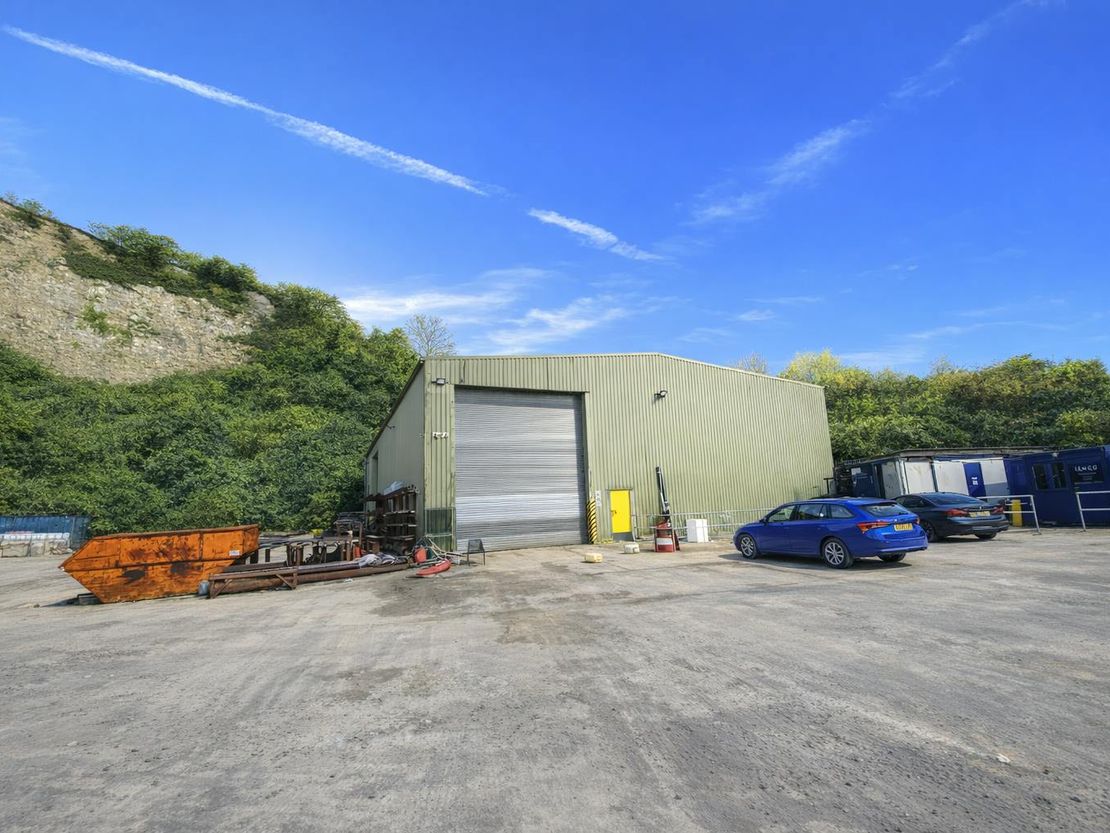 Lower Brook, Kings Somborne, Stockbridge, SO20 6QR