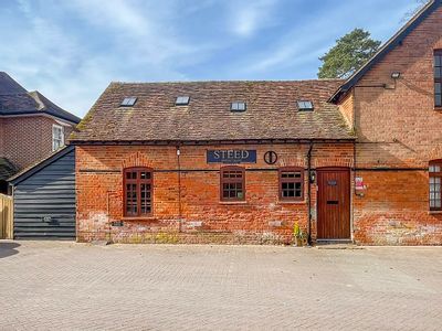 Property Image for Honeys House, Taplin's Farm Lane, Winchfield, Hook RG27 8SL