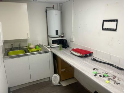 Property Image for Lower Ground at 33 High Street, Sheffield, S1 2GA