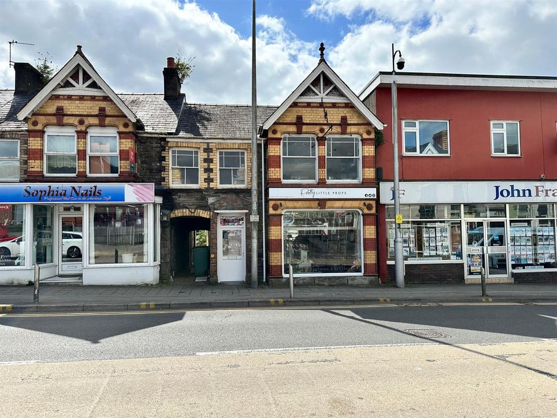 22 College Street, Ammanford