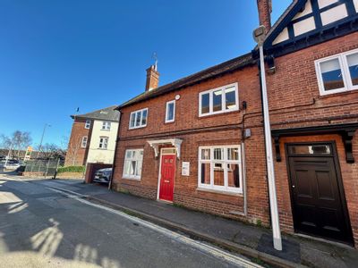 Property Image for 1 Carnegie Road, Newbury, Berkshire, RG14 5DJ