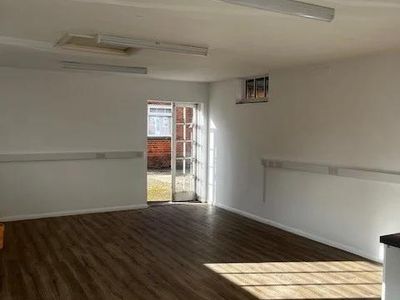 Property Image for Unit 4, Frilsham Home Farm Business Units, Frilsham, Yattendon, Thatcham, West Berkshire, RG18 0XT