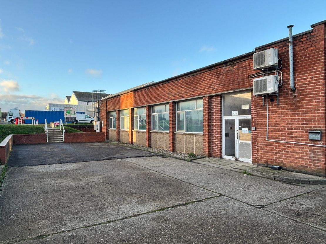 Block 61A The Whittle Estate, Cambridge Road, Whetstone, Leicester, Leicestershire, LE8 6LH