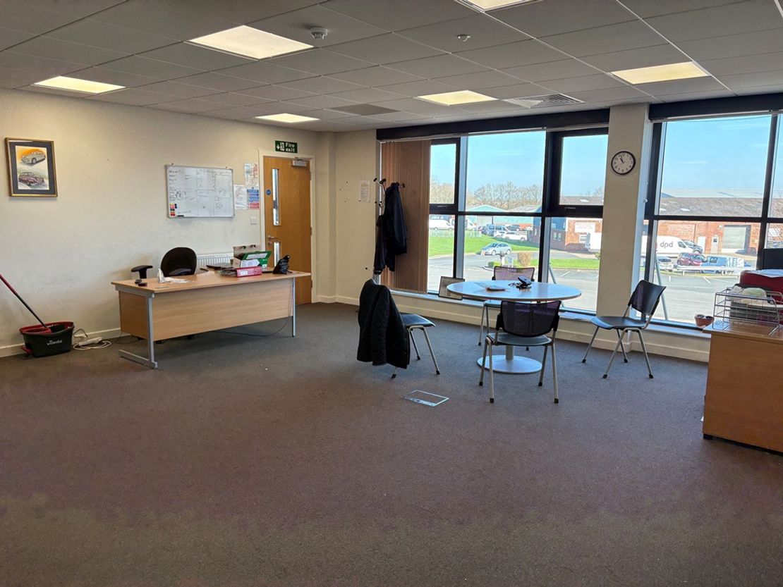 Bays 1-5 Building 9 Stanmore Business Park, Bridgnorth, Shropshire, WV15 5HP