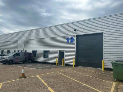 Property Image for Unit 12, Bilton Industrial Estate, Bracknell, RG12 8YT