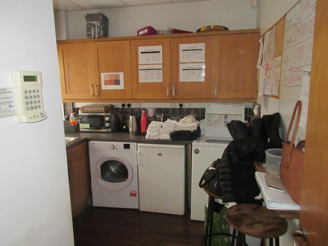 54 Station Approach, West Byfleet, KT14 6NE