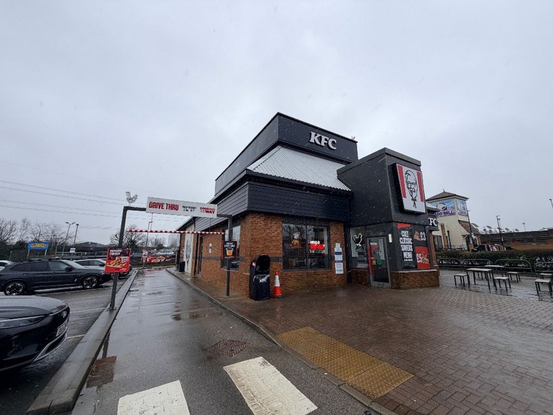 Former KFC, Birstall Retail Park, Birstall Retail Park, Leeds, Leeds, WF17 9TB