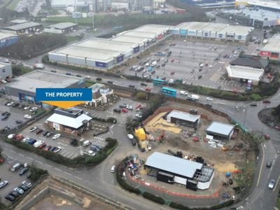 Property Image for Former KFC, Birstall Retail Park, Birstall Retail Park, Leeds, Leeds, WF17 9TB