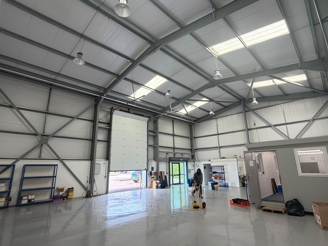 Unit 1, St. Georges Business Park, Lower Cape, Warwick, Warwickshire, CV34 5DR