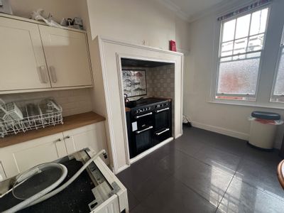 Property Image for 20 Beech House Road, Croydon, CR0 1JP