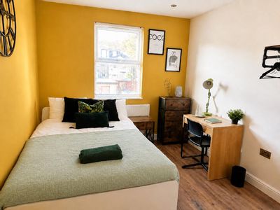 Property Image for 348 Brighton Road, Croydon, Surrey, CR2 6AJ