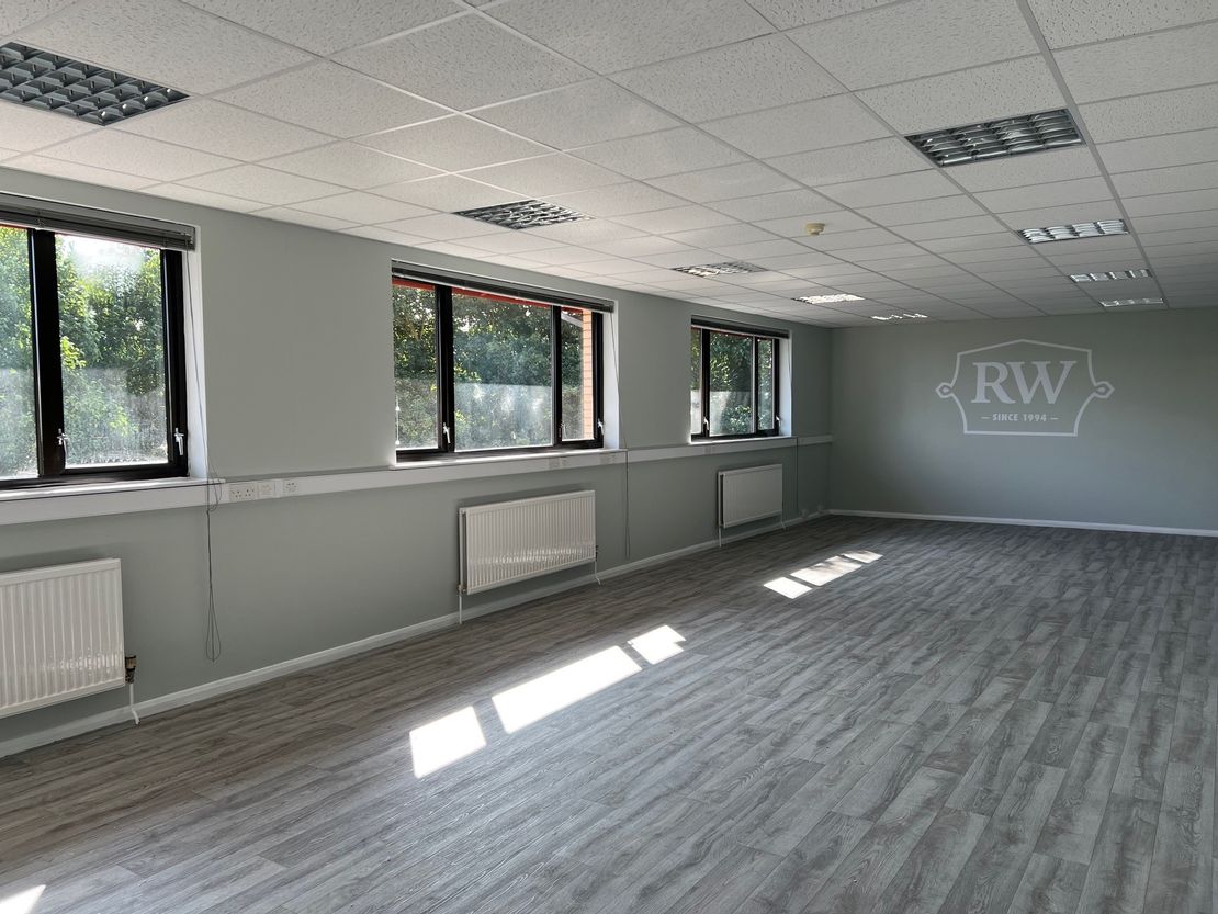 Unit 3 Acan Business Park, Garrard Way, Kettering, Northants, NN16 8TD