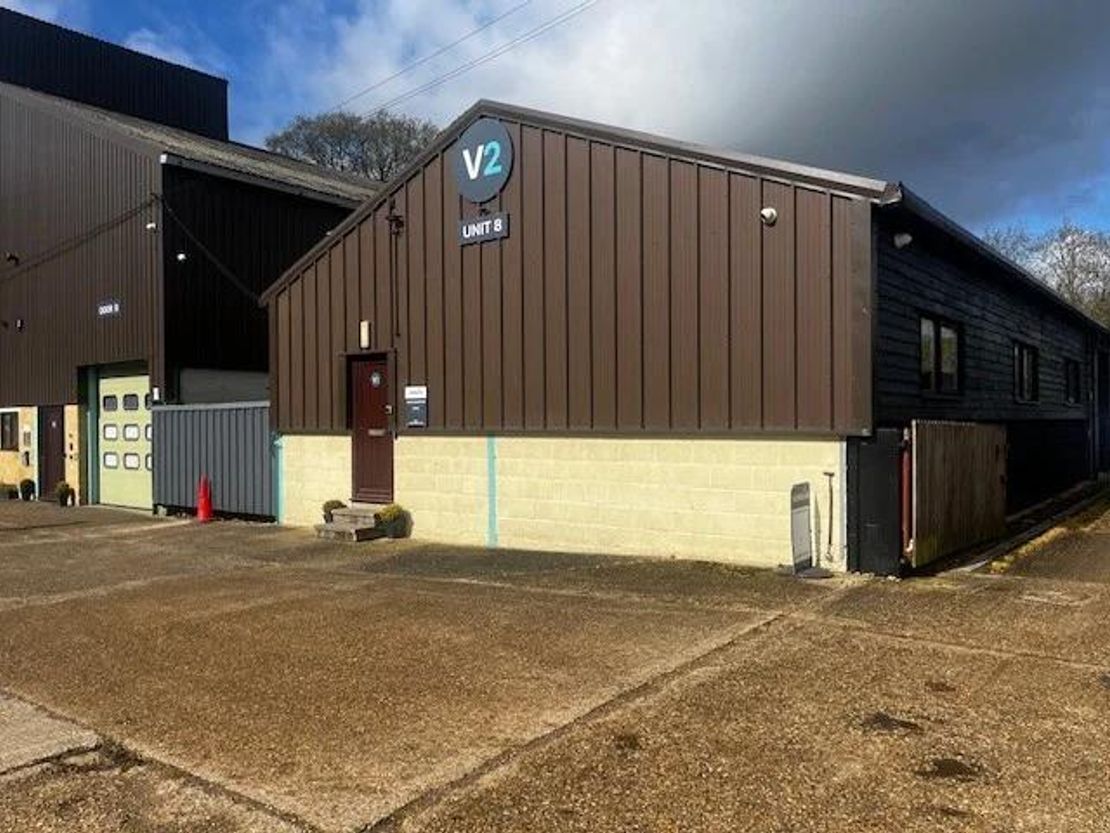 Unit 8 Childs Court Farm, Ashampstead Common, Yattendon, West Berkshire, RG8 8QT