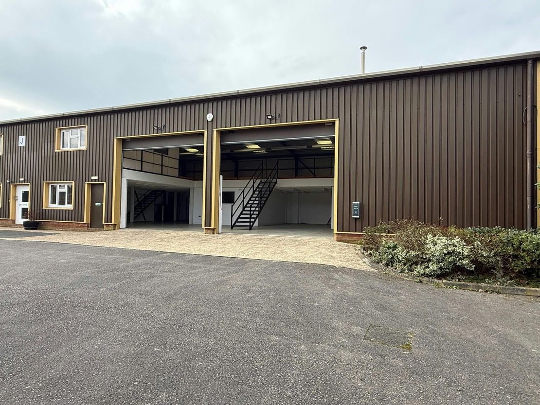 Unit J, Lambs Farm Business Park, Swallowfield, Reading, RG7 1PQ