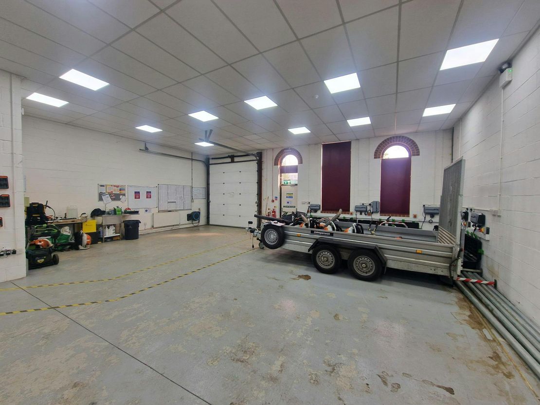 Unit 57 Tempus Business Centre, Kingsclere Road, Basingstoke, RG21 6XG