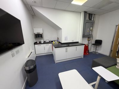 Property Image for Unit B4 OYO, Crabtree Manorway North, Belvedere, Kent, DA17 6AX