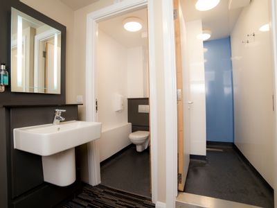 Property Image for YHA Cambridge, 97 Tenison Rd, Cambridge, CB1 2DN