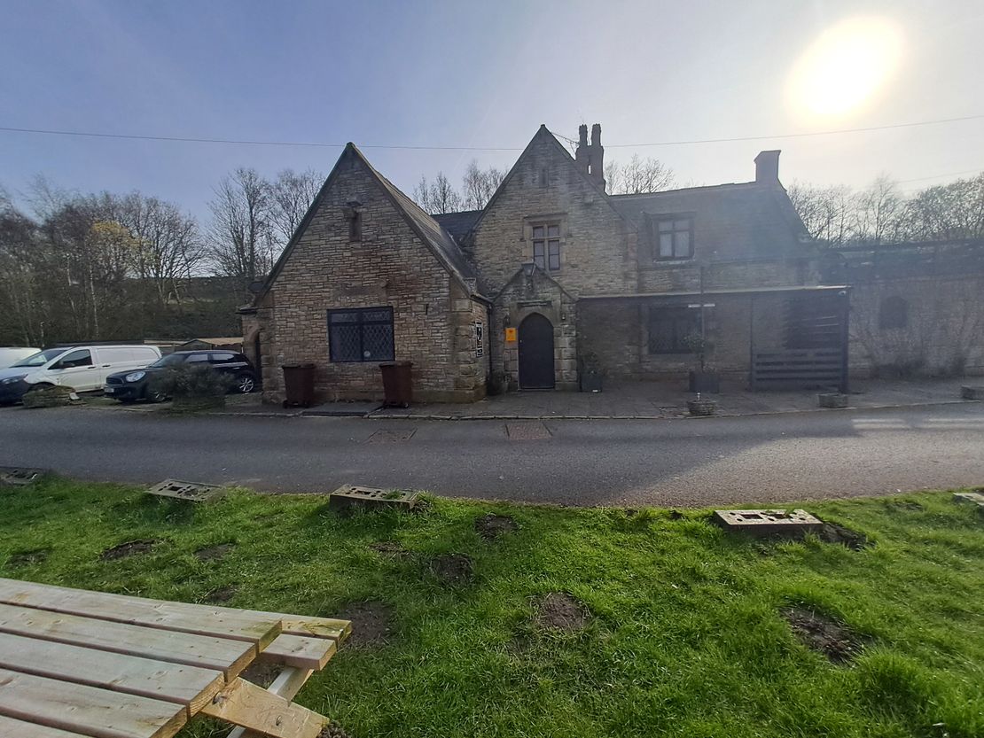 Gathurst Station Inn, Gathurst Lane, Shevington, Wigan, Lancashire, WN6 8HZ