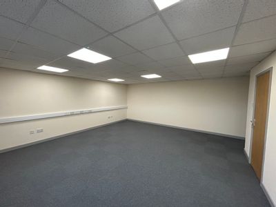 Property Image for Unit 7B Silver Birches Business Park, Aston Road, Bromsgrove, Worcestershire, B60 3EU