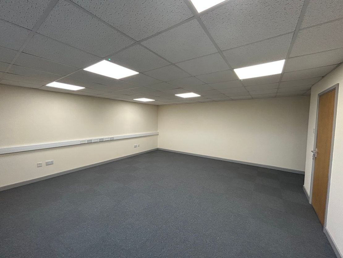 Unit 7B Silver Birches Business Park, Aston Road, Bromsgrove, Worcestershire, B60 3EU