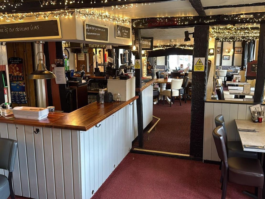 The Hand & Crown, High Wych Road, Sawbridgeworth, CM21 0AY
