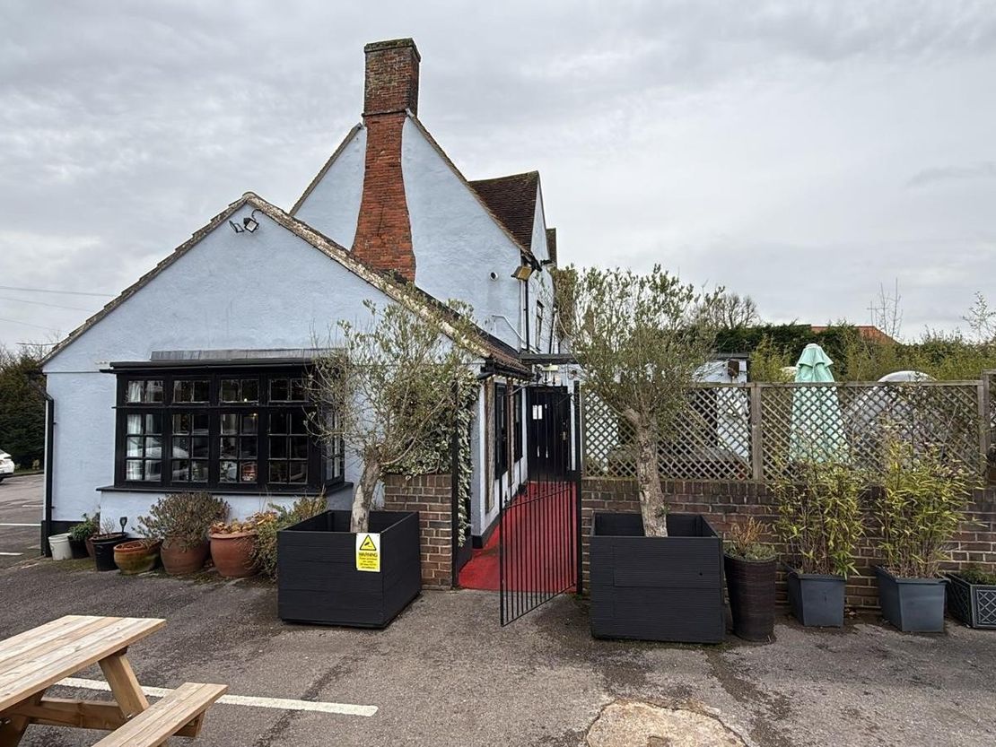 The Hand & Crown, High Wych Road, Sawbridgeworth, CM21 0AY