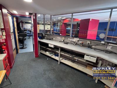 Property Image for 2 Belwell Lane, Sutton Coldfield, West Midlands, B74 4AB