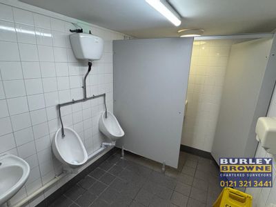 Property Image for 2 Belwell Lane, Sutton Coldfield, West Midlands, B74 4AB