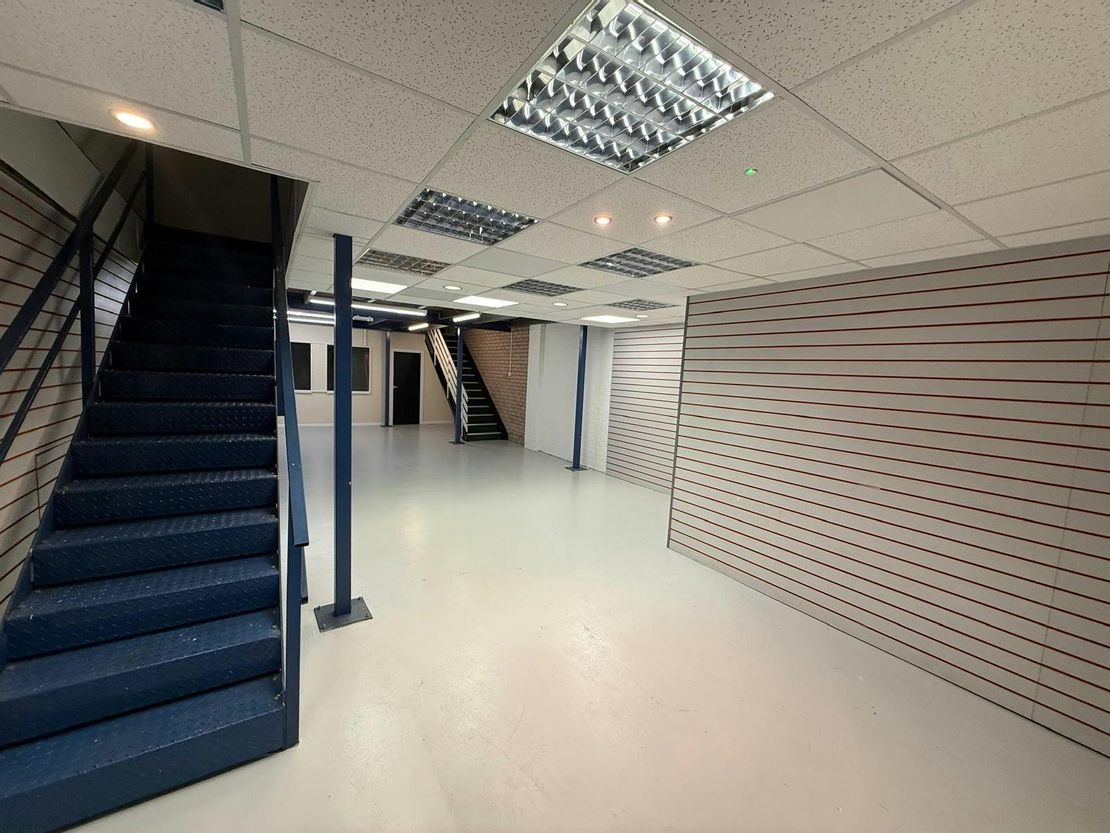 Unit 3, Block 3, Riverside Trading Estate, Northwich, CW8 1BE