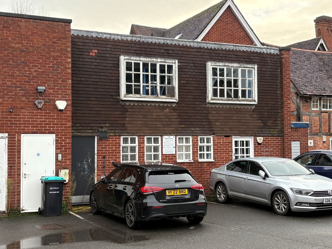 Solihull, First Floor Offices, 148-152 High Street, B91 3SX