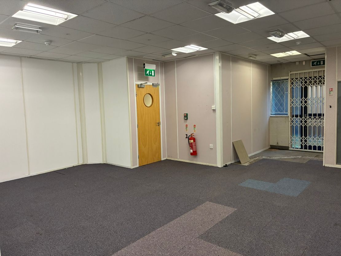 Unit 6, Vermont Place, Tongwell, Milton Keynes, Buckinghamshire, MK15 8JA
