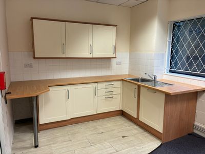 Property Image for Unit 6, Vermont Place, Tongwell, Milton Keynes, Buckinghamshire, MK15 8JA