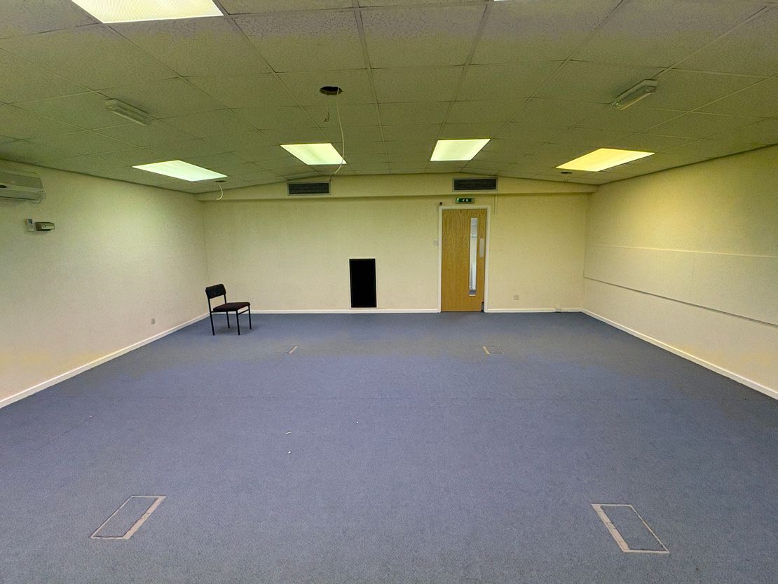 Brethren Meeting Room, The Crescent, Eastleigh, Hampshire, SO50 9BR