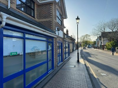 Property Image for First Floor Office, 14 St. Johns Road, Woking, GU21 7SE