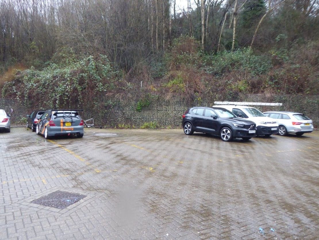 Unit 22, Chapman Way, Tunbridge Wells, TN2 3EF