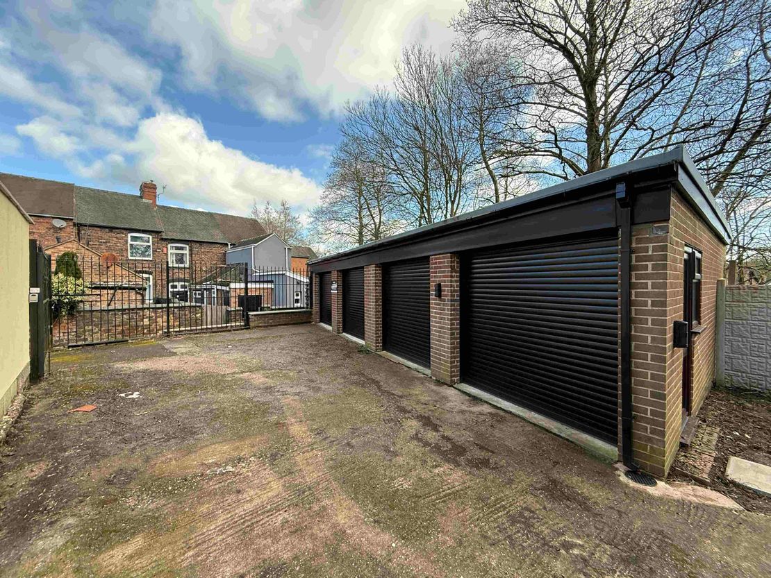 28 Stanley Street, Tunstall, ST6 6BW