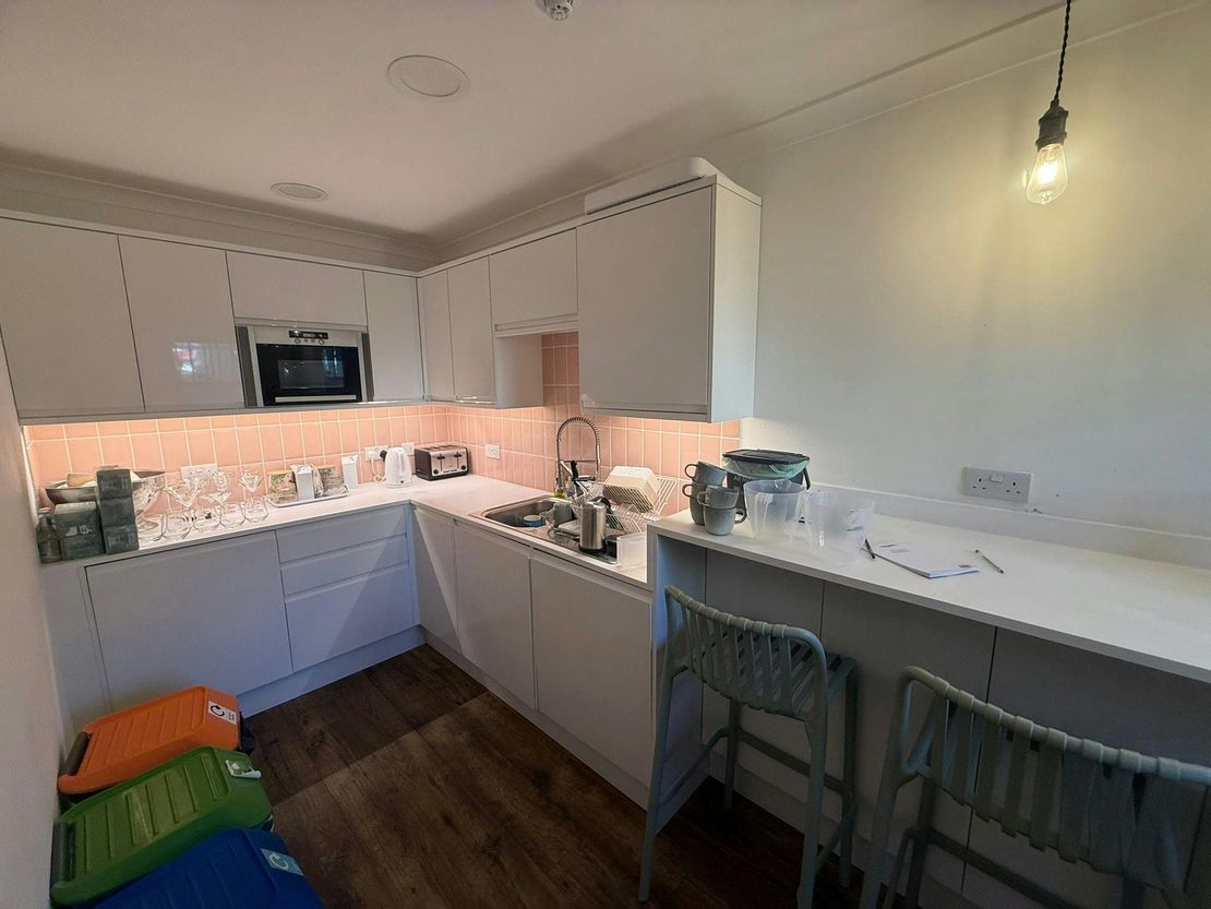 Lower Ground Floor, 4 St. Georges Place, Brighton, BN1 4GA