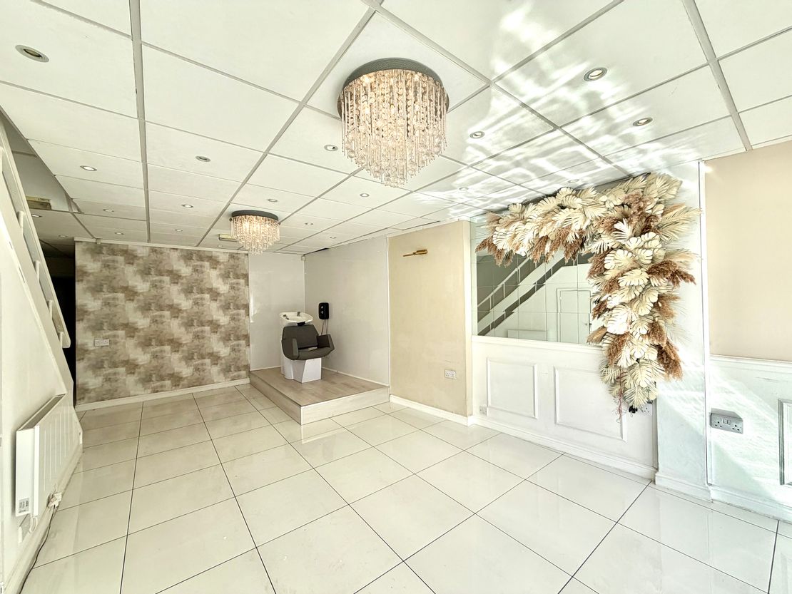 170 Lower Kirkgate, Wakefield, West Yorkshire, WF1 1UD