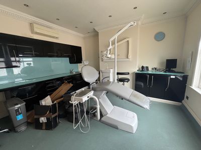 Property Image for 4 Rishworth Street, Wakefield, West Yorkshire, WF1 3BY