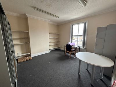 Property Image for 4 Rishworth Street, Wakefield, West Yorkshire, WF1 3BY