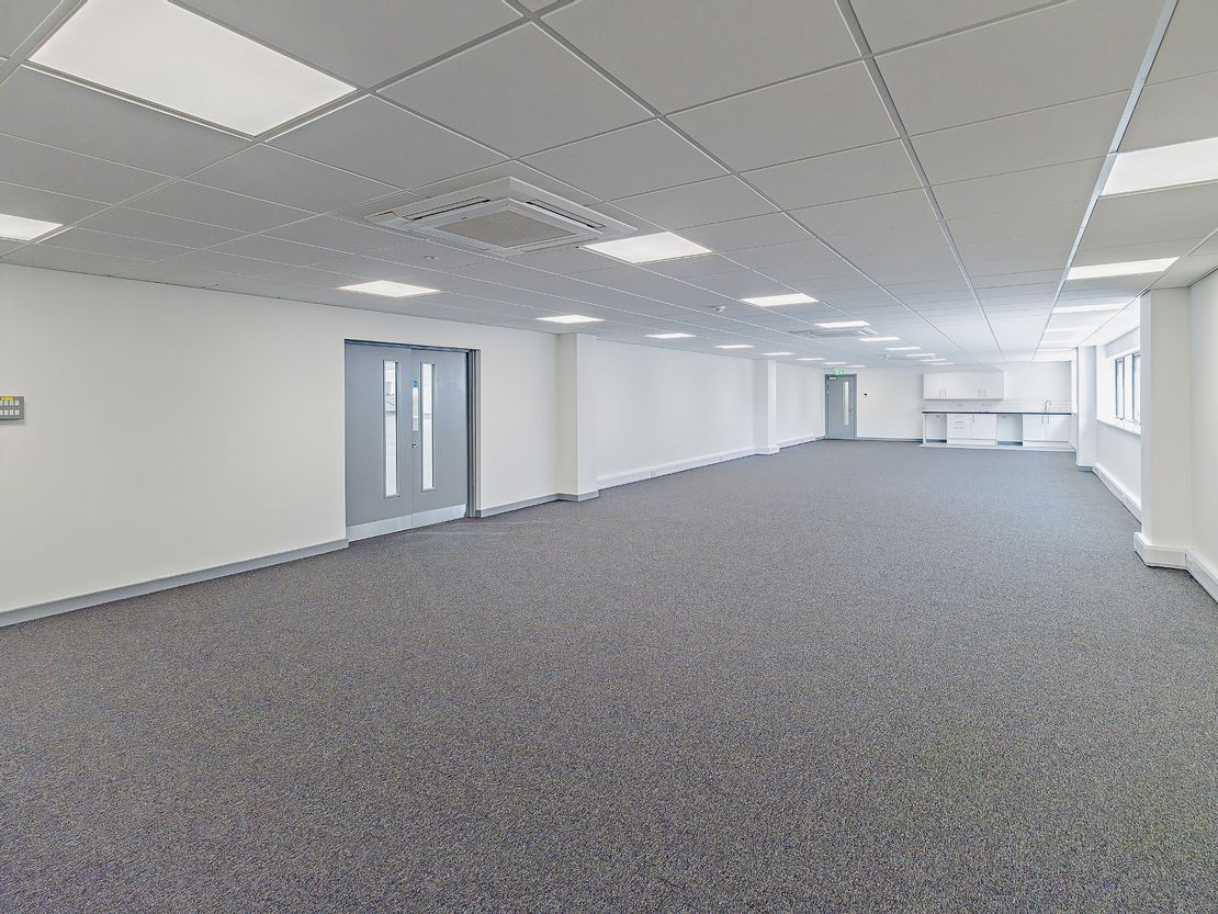Unit 10 Midpoint 18, Dalton Way, Middlewich, Cheshire, CW10 0HU
